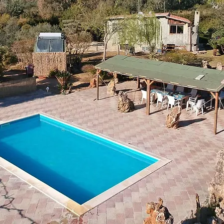 Angioj Tatil Evi Tottubella