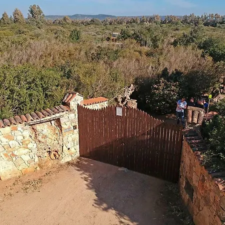 Angioj Tatil Evi